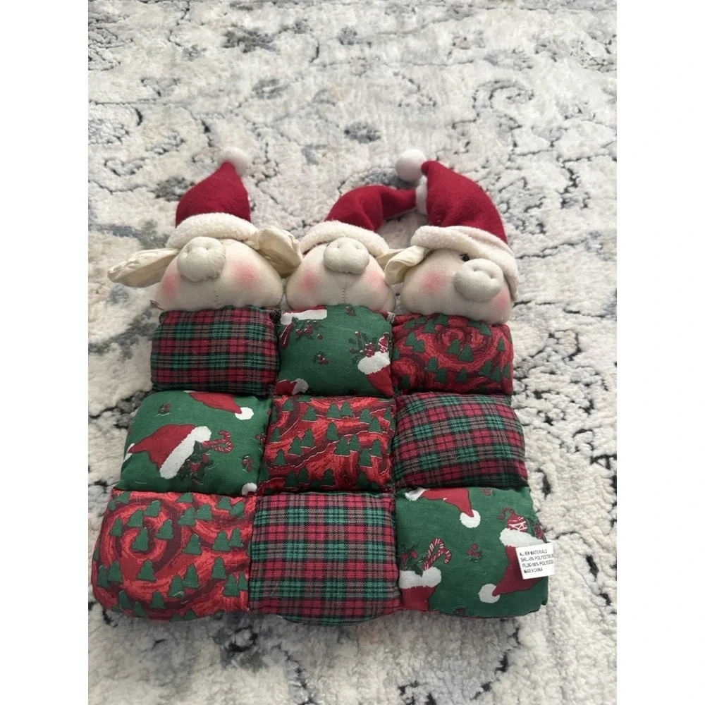 Christmas Pigs In A Blanket Hot Pad - Quilted Thick - Hats Pose